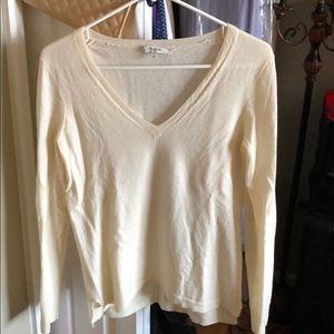 Cute off-white merino wool sweater